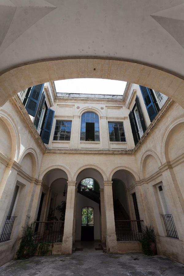 Palazzo Pio Apartment Lecce Exterior photo